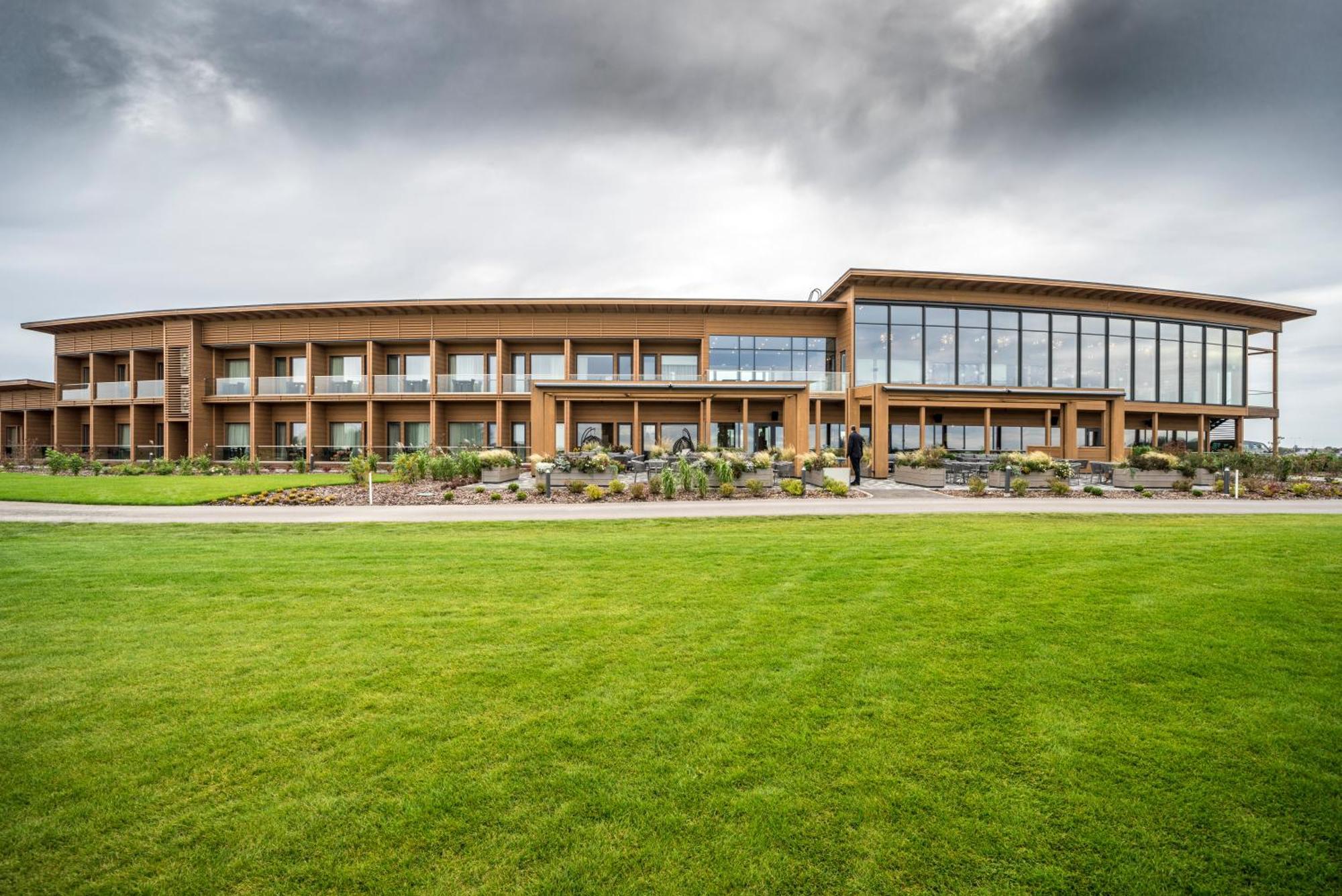 Jurmala Golf Club&Hotel Pinki Экстерьер фото