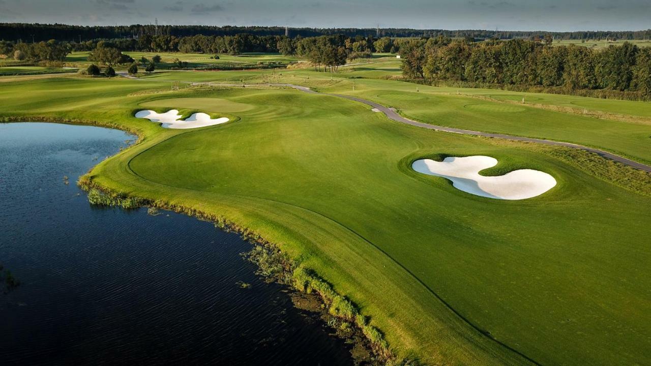 Jurmala Golf Club&Hotel Pinki Экстерьер фото